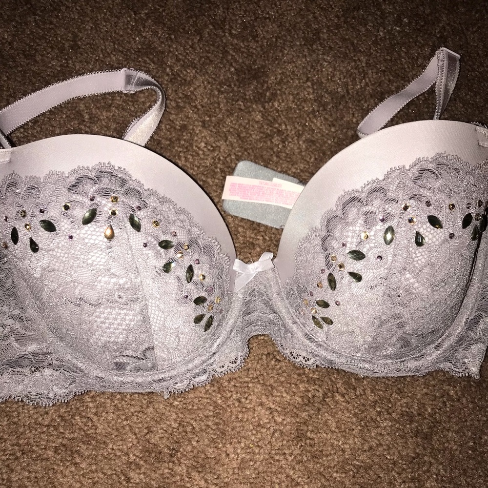 Victoria’s Secret bra